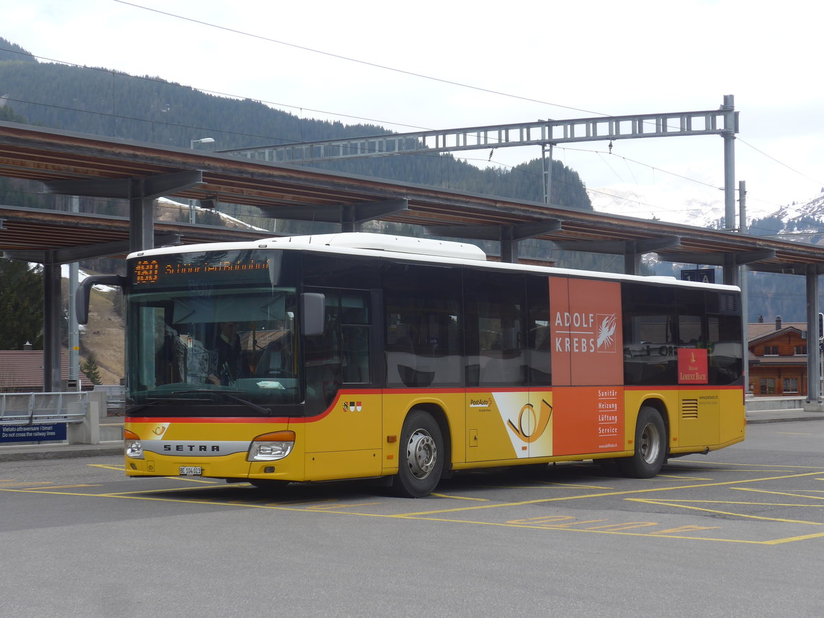 (215'131) - K�bli, Gstaad - BE 104'023 - Setra (ex Nr. 1) am 14. M�rz 2020 beim Bahnhof Gstaad