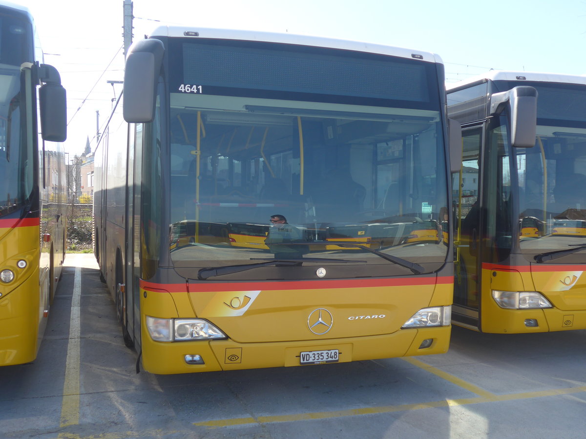(215'208) - CarPostal Ouest - VD 335'348 - Mercedes am 15. M�rz 2020 in Yverdon, Garage