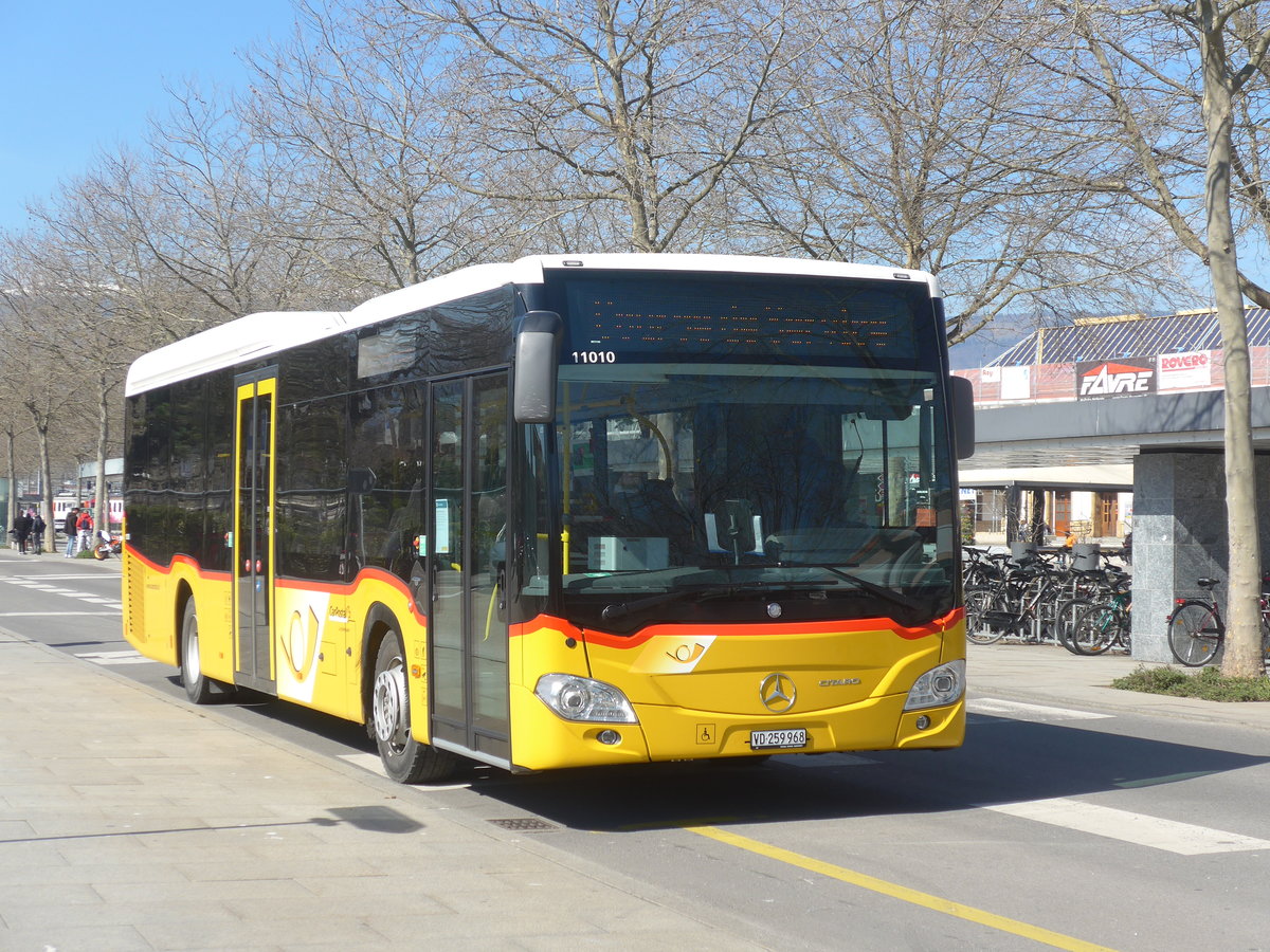 (215'229) - CarPostal Ouest - VD 259'968 - Mercedes am 15. M�rz 2020 beim Bahnhof Yverdon