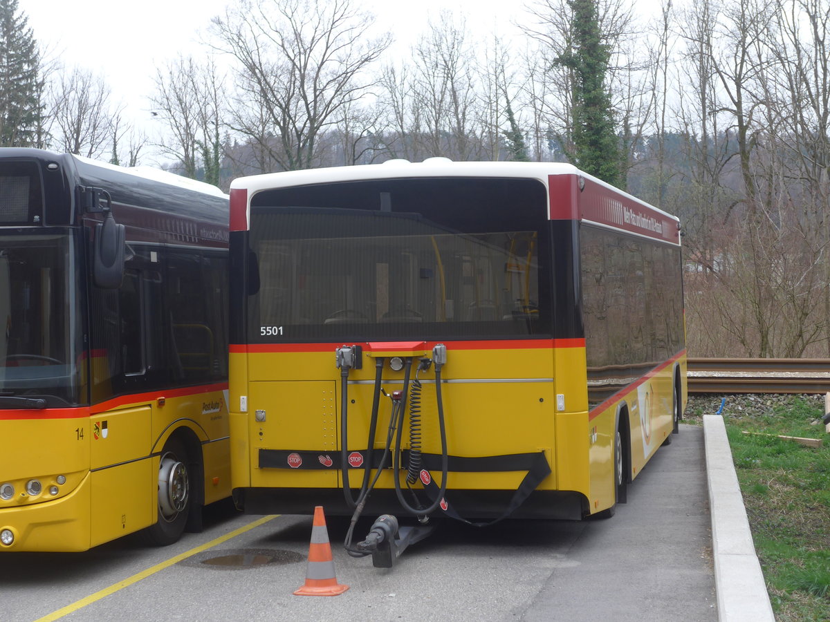 (215'376) - PostAuto Bern - BE 193'594 - Lanz+Marti/Hess Personenanh�nger (ex Klopfstein, Laupen) am 22. M�rz 2020 in Laupen, Garage