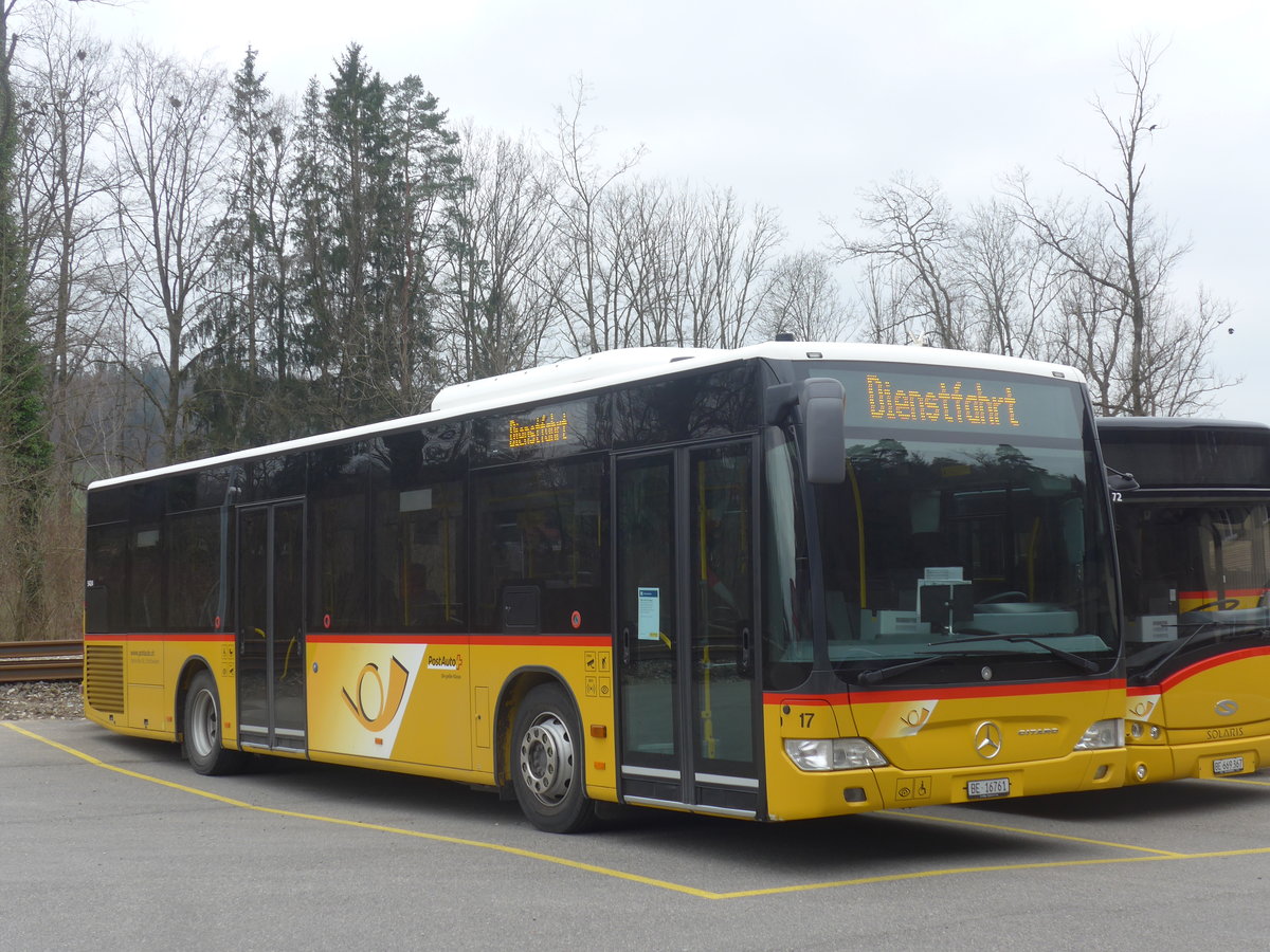 (215'377) - Steiner, Ortschwaben - Nr. 17/BE 16'761 - Mercedes am 22. M�rz 2020 in Laupen, Postgarage