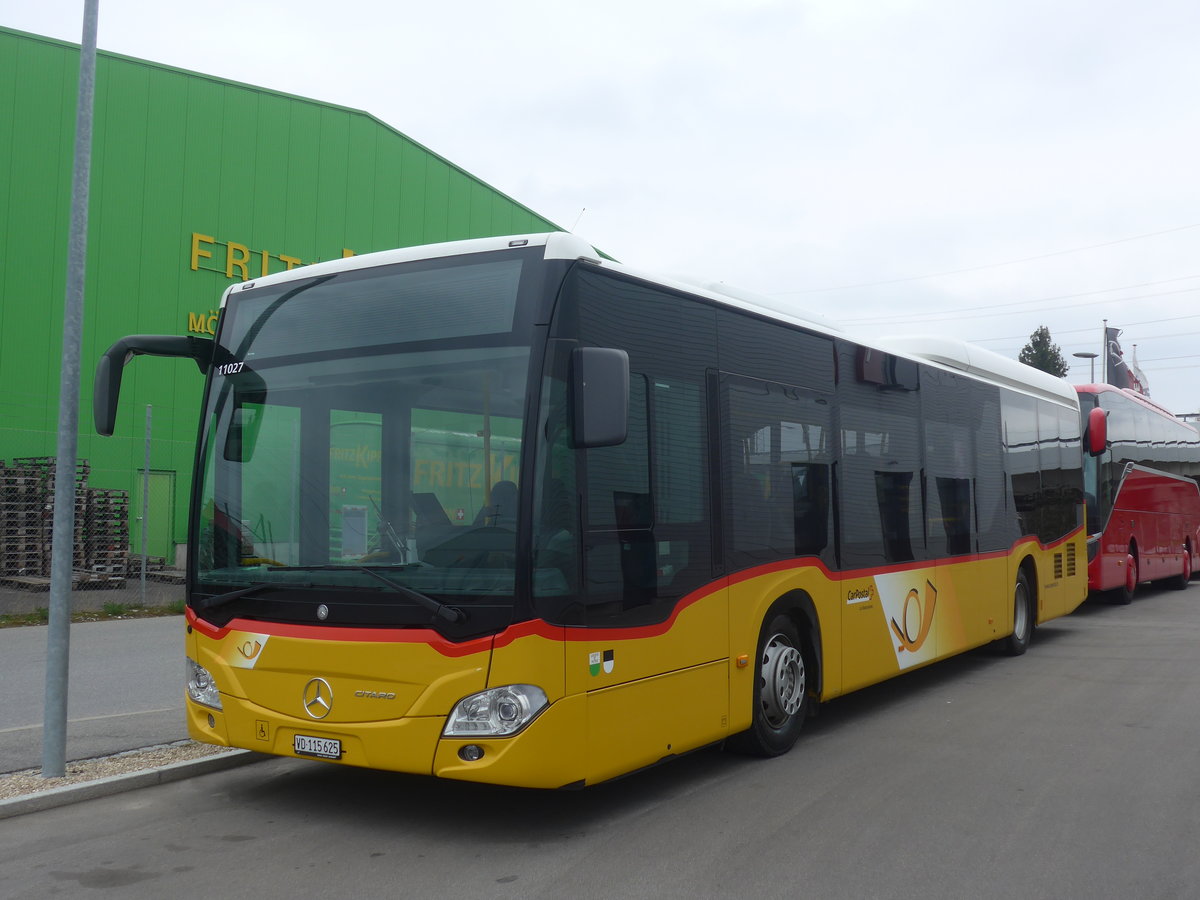 (215'426) - CarPostal Ouest - VD 115'625 - Mercedes am 22. M�rz 2020 in Kerzers, Interbus