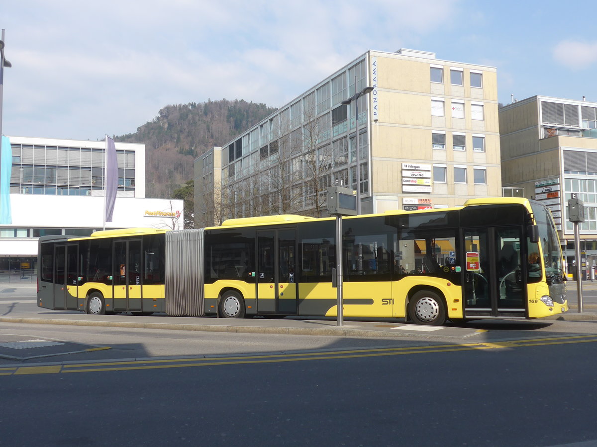 (215'567) - STI Thun - Nr. 169/BE 752'169 - Mercedes am 26. M�rz 2020 beim Bahnhof Thun