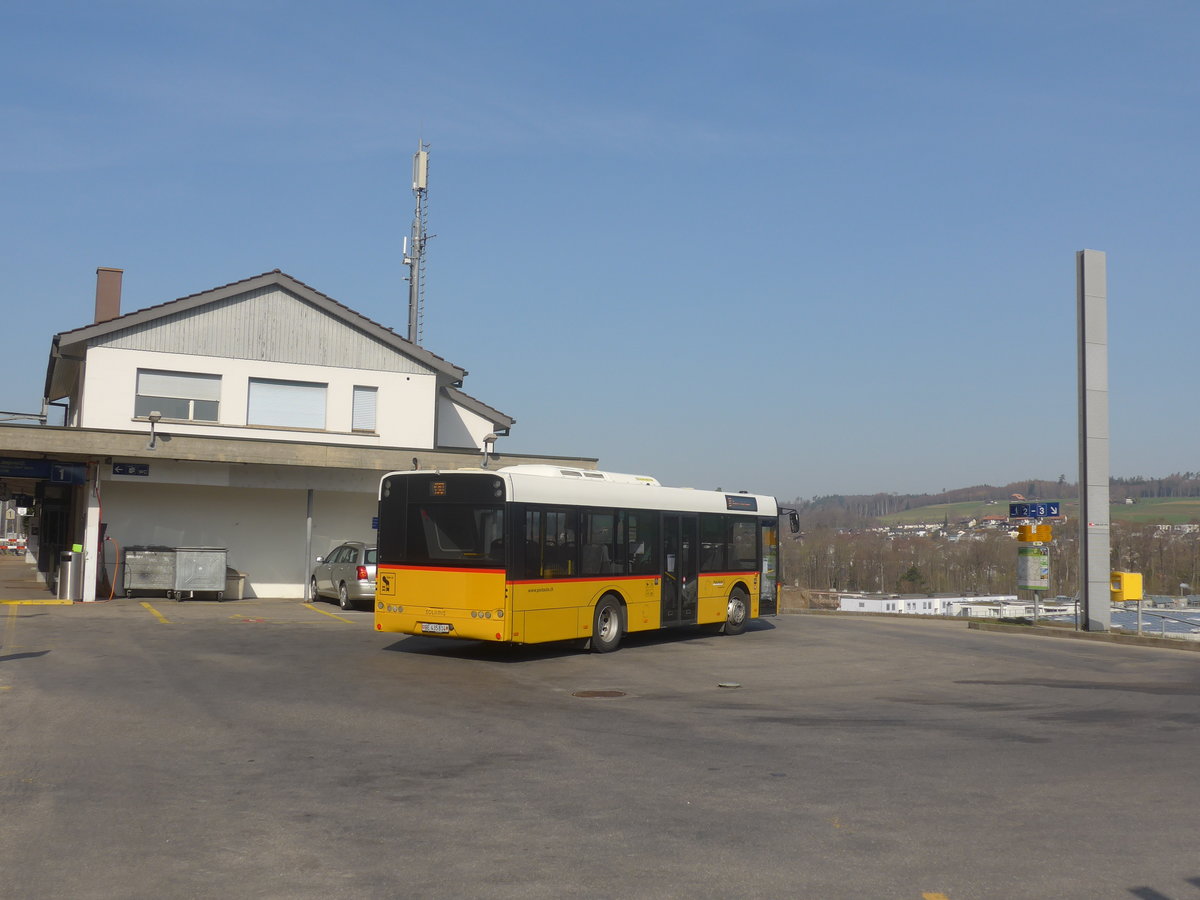 (215'572) - PostAuto Bern - Nr. 7/BE 435'814 - Solaris (ex Lengacher, Wichtrach Nr. 4) am 27. M�rz 2020 beim Bahnhof Flamatt