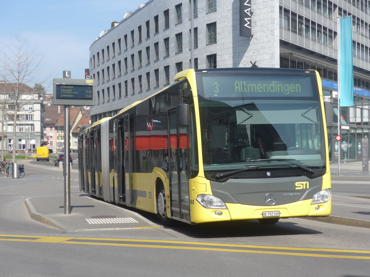 (215'623) - STI Thun - Nr. 165/BE 752'165 - Mercedes am 27. M�rz 2020 beim Bahnhof Thun