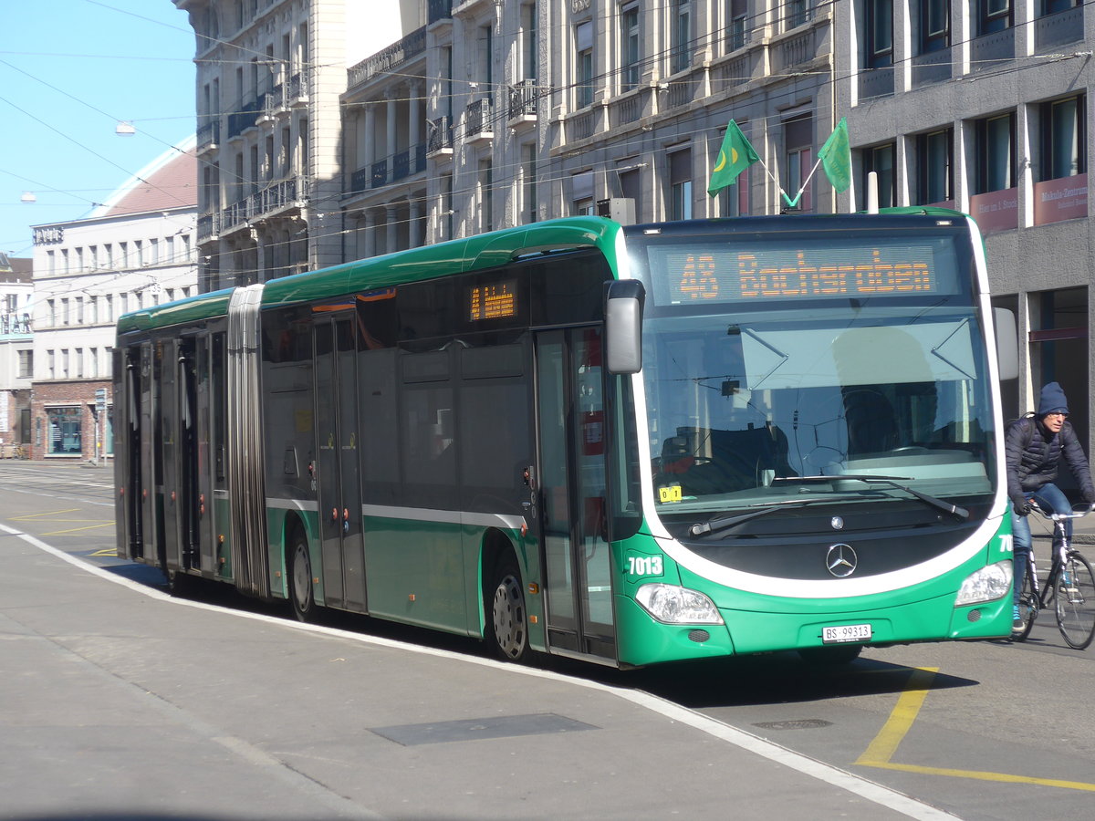 (215'708) - BVB Basel - Nr. 7013/BS 99'313 - Mercedes am 31. M�rz 2020 beim Bahnhof Basel
