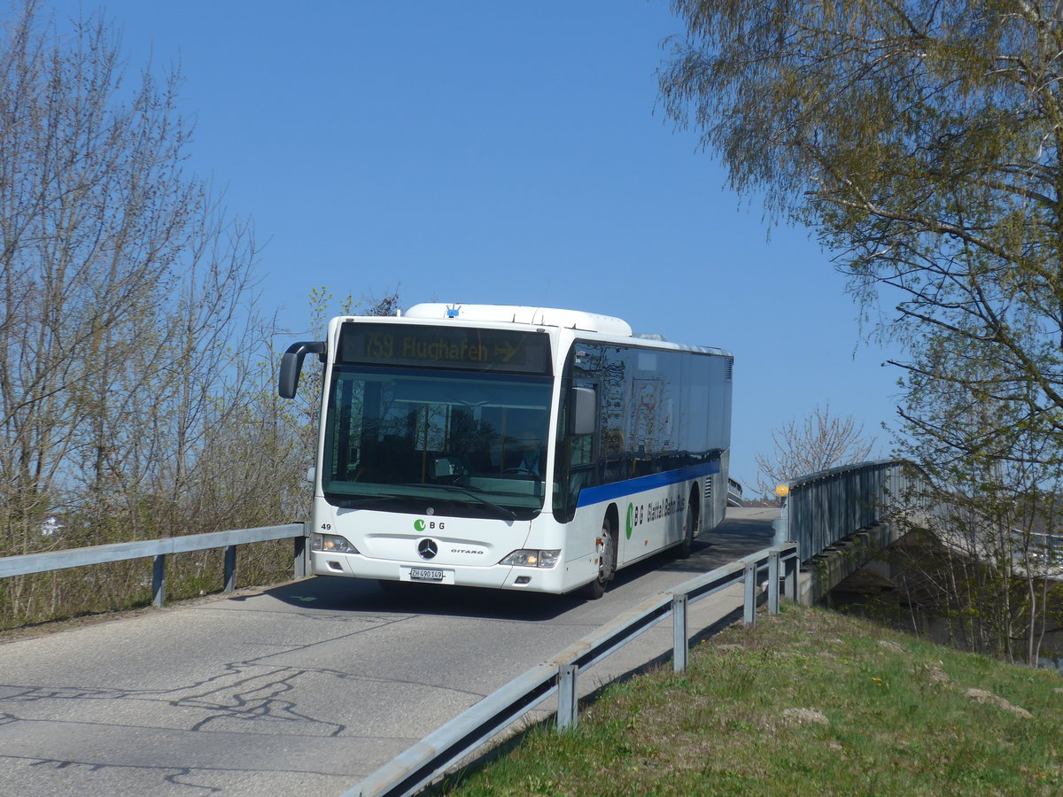 (215'910) - Welti-Furrer, Bassersdorf - Nr. 49/ZH 490'149 - Mercedes (ex Maag, Kloten Nr. 35) am 6. April 2020 in D�bendorf, Flugsicherungsstrasse