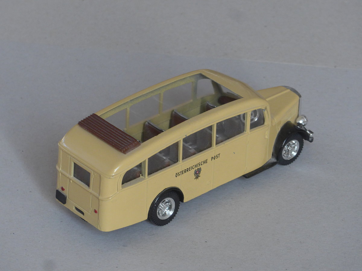 (215'931) - Aus Oesterreich: �sterreichische Post - Saurer am 7. April 2020 in Thun (Modell)