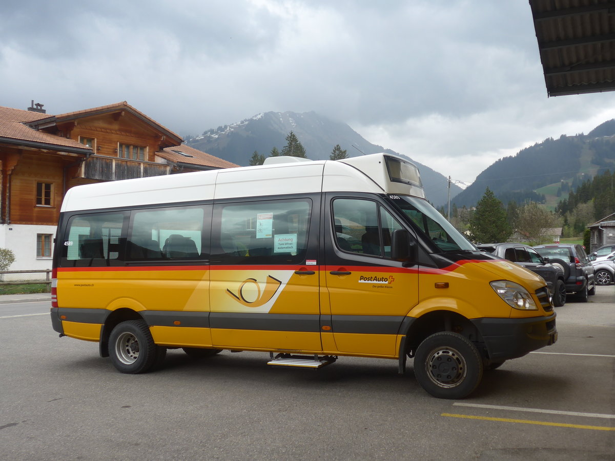(216'495) - PostAuto Wallis - VS 243'885 - Mercedes am 26. April 2020 in Gstaad, Garage K�bli (Einsatz K�bli)