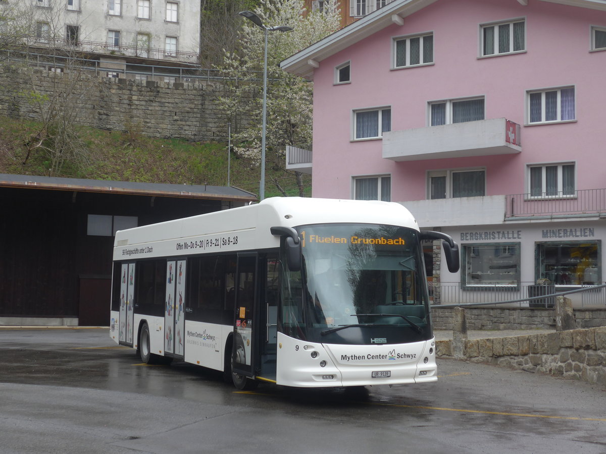 (216'541) - AAGU Altdorf - Nr. 9/UR 9139 - Hess am 28. April 2020 beim Bahnhof G�schenen