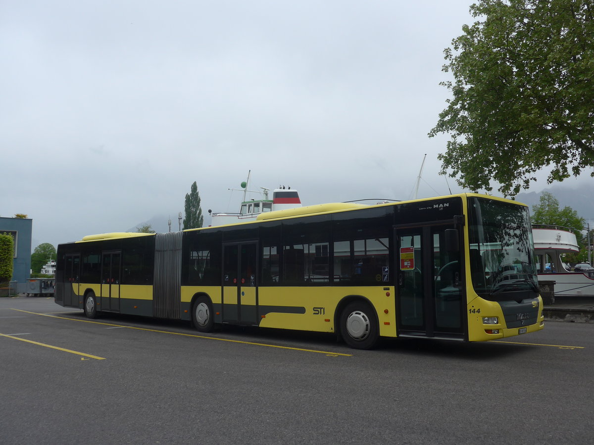 (216'604) - STI Thun - Nr. 144/BE 801'144 - MAN am 1. Mai 2020 bei der Schiffl�ndte Thun
