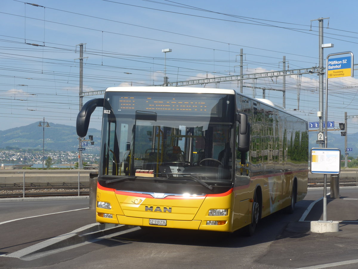 (216'886) - Lienert&Ehrler, Einsiedeln - SZ 110'234 - MAN (ex Schuler, Feusisberg) am 9. Mai 2020 beim Bahnhof Pf�ffikon