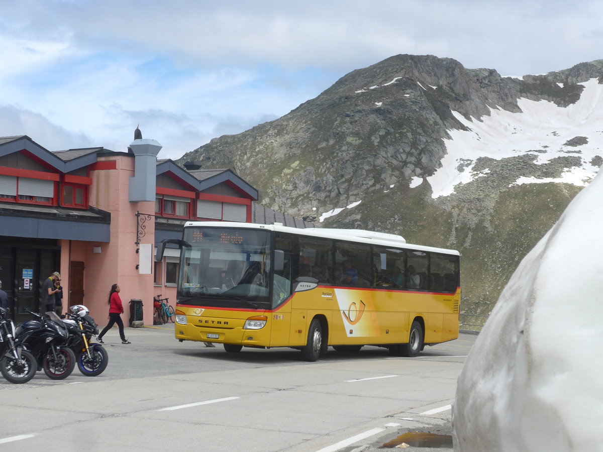 (218'093) - PostAuto Bern - Nr. 70/BE 653'387 - Setra am 21. Juni 2020 in Nufenen, Passh�he