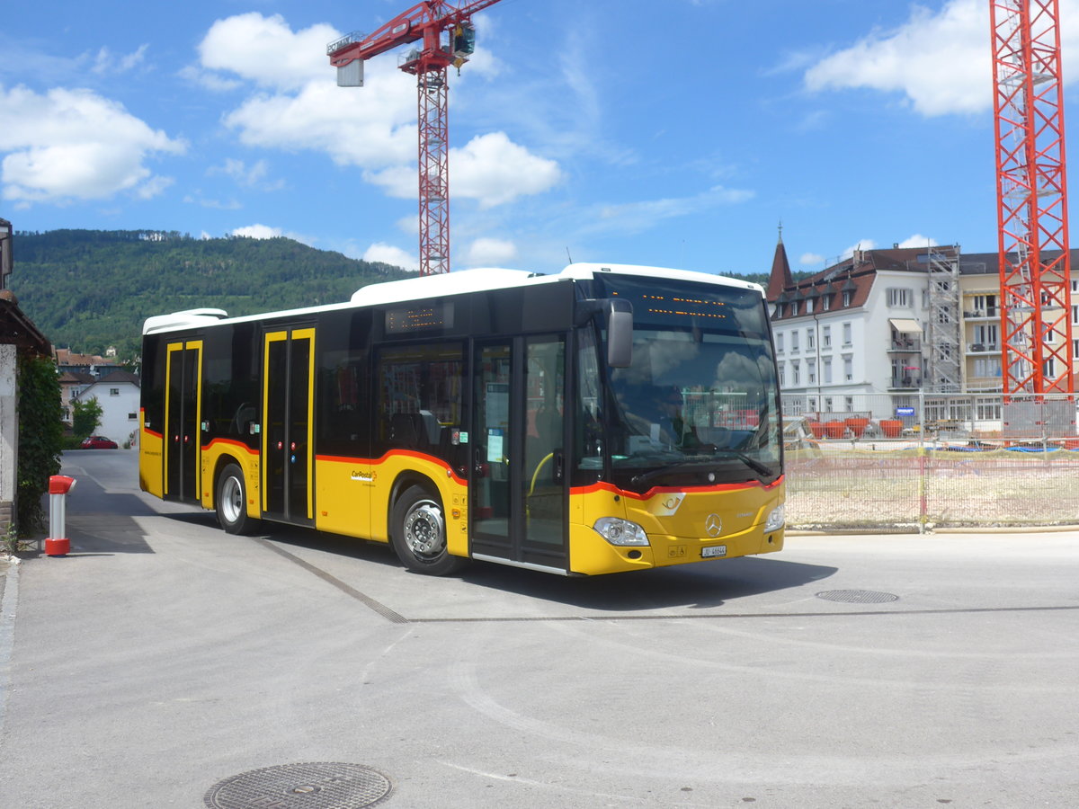 (218'377) - CarPostal Ouest - JU 46'644 - Mercedes am 4. Juli 2020 beim Bahnhof Del�mont