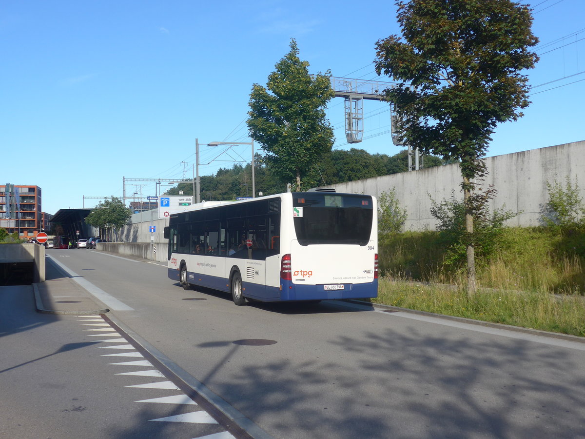 (218'428) - Gen�ve-Tours, Gen�ve - Nr. 984/GE 960'798 - Mercedes am 4. Juli 2020 beim Bahnhof Bern Br�nnen Westside