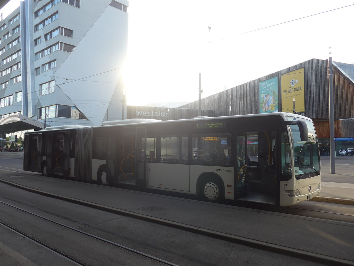 (218'445) - Intertours, Domdidier - Nr. 211/FR 300'481 - Mercedes (ex STi Thun Nr. 135) am 4. Juli 2020 beim Bahnhof Bern Br�nnen Westside