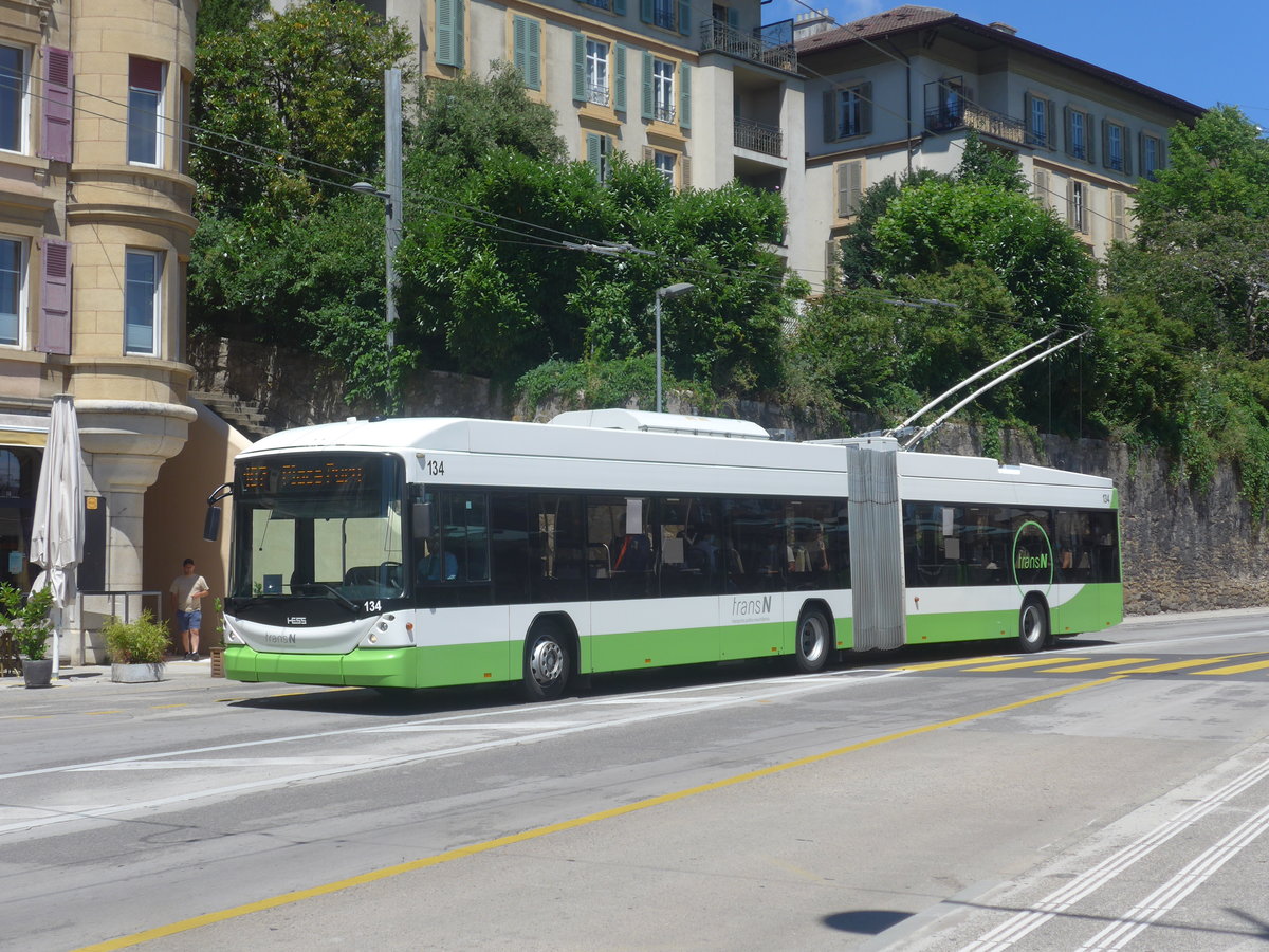 (218'547) - transN, La Chaux-de-Fonds - Nr. 134 - Hess/Hess Gelenktrolleybus (ex TN Neuch�tel Nr. 134) am 6. Juli 2020 beim Bahnhof Neuch�tel
