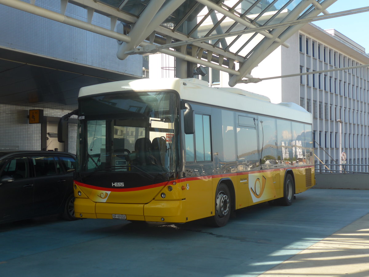 (218'864) - PostAuto Graub�nden - GR 69'102 - Scania/Hess am 20. Juli 2020 in Chur, Postautostation