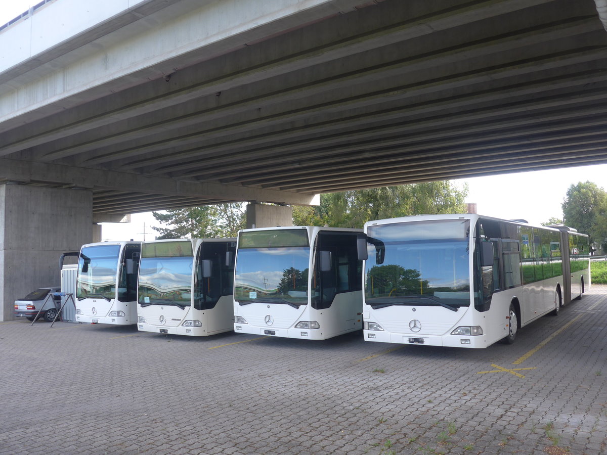 (220'033) - Interbus, Yverdon - Nr. 11 - Mercedes (ex BVB Basel Nr. 792; ex VZO Gr�ningen Nr. 24) am 23. August 2020 in Kerzers, Murtenstrasse