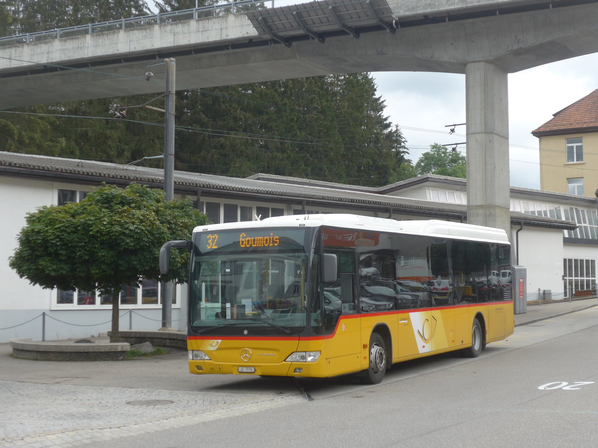 (220'407) - TSPG Saignel�gier - JU 1939 - Mercedes am 31. August 2020 beim Bahnhof Tramelan