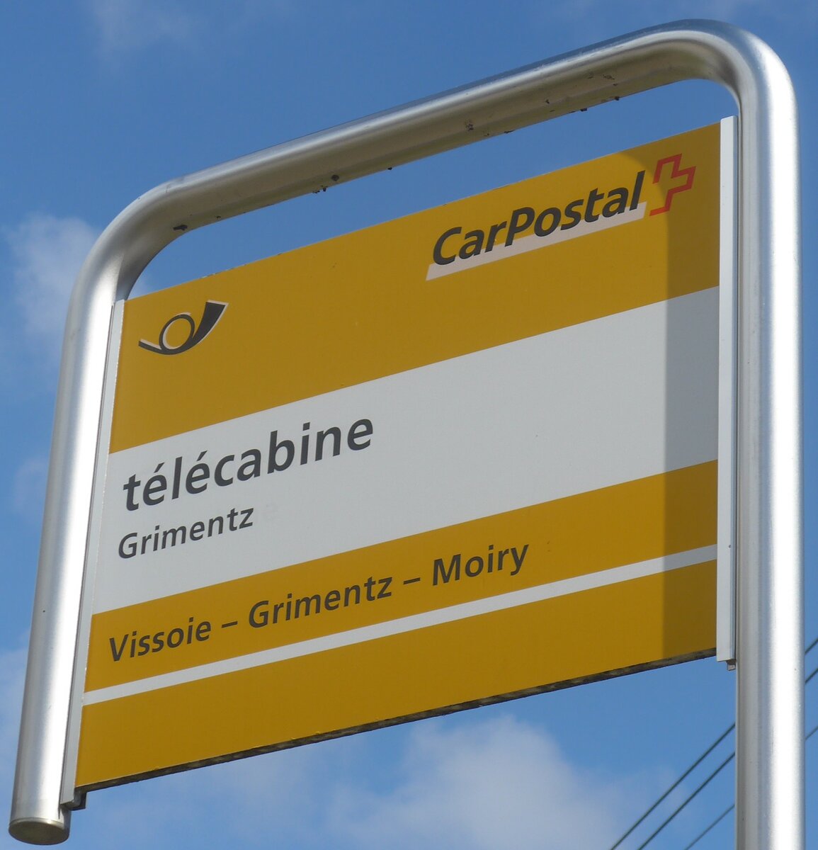 (220'485) - PostAuto-Haltestellenschild - Grimentz, t�l�cabine - am 6. September 2020