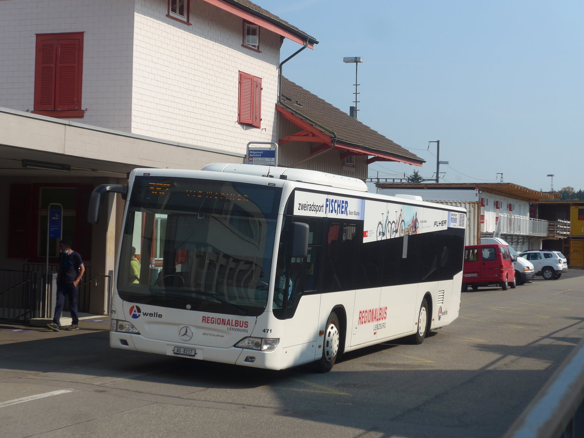 (220'725) - Knecht, Windisch - Nr. 471/AG 8217 - Mercedes am 13. September 2020 beim Bahnhof M�genwil