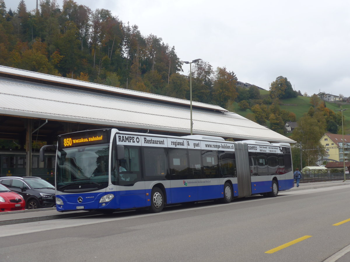 (221'868) - VZO Gr�ningen - Nr. 127/ZH 532'127 - Mercedes am 12. Oktober 2020 beim Bahnhof Bauma