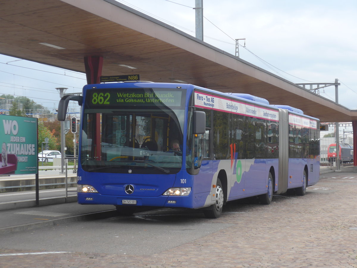 (221'904) - VZO Gr�ningen - Nr. 101/ZH 745'101 - Mercedes am 12. Oktober 2020 beim Bahnhof Wetzikon