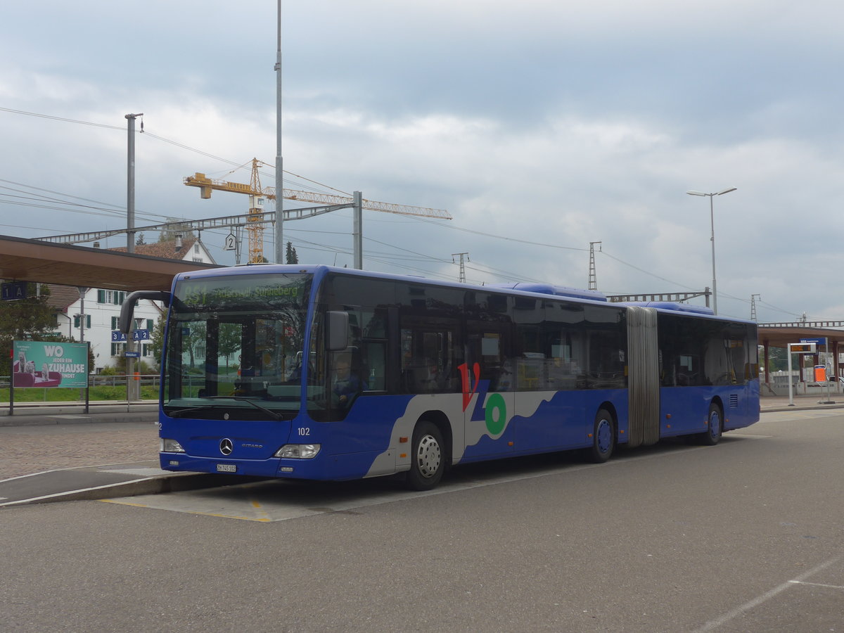 (221'908) - VZO Gr�ningen - Nr. 102/ZH 745'102 - Mercedes am 12. Oktober 2020 beim Bahnhof Wetzikon