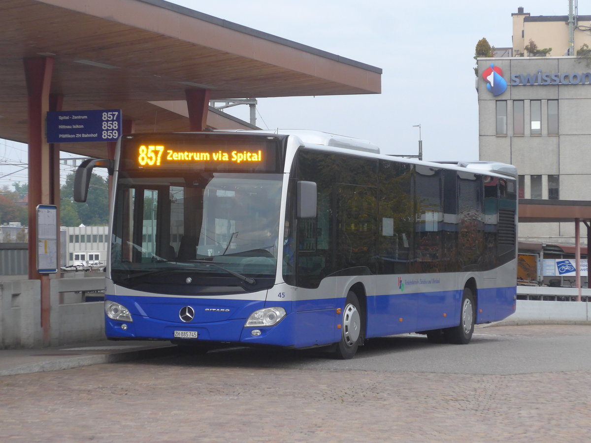 (221'946) - VZO Gr�ningen - Nr. 45/ZH 885'745 - Mercedes am 18. Oktober 2020 beim Bahnhof Wetzikon