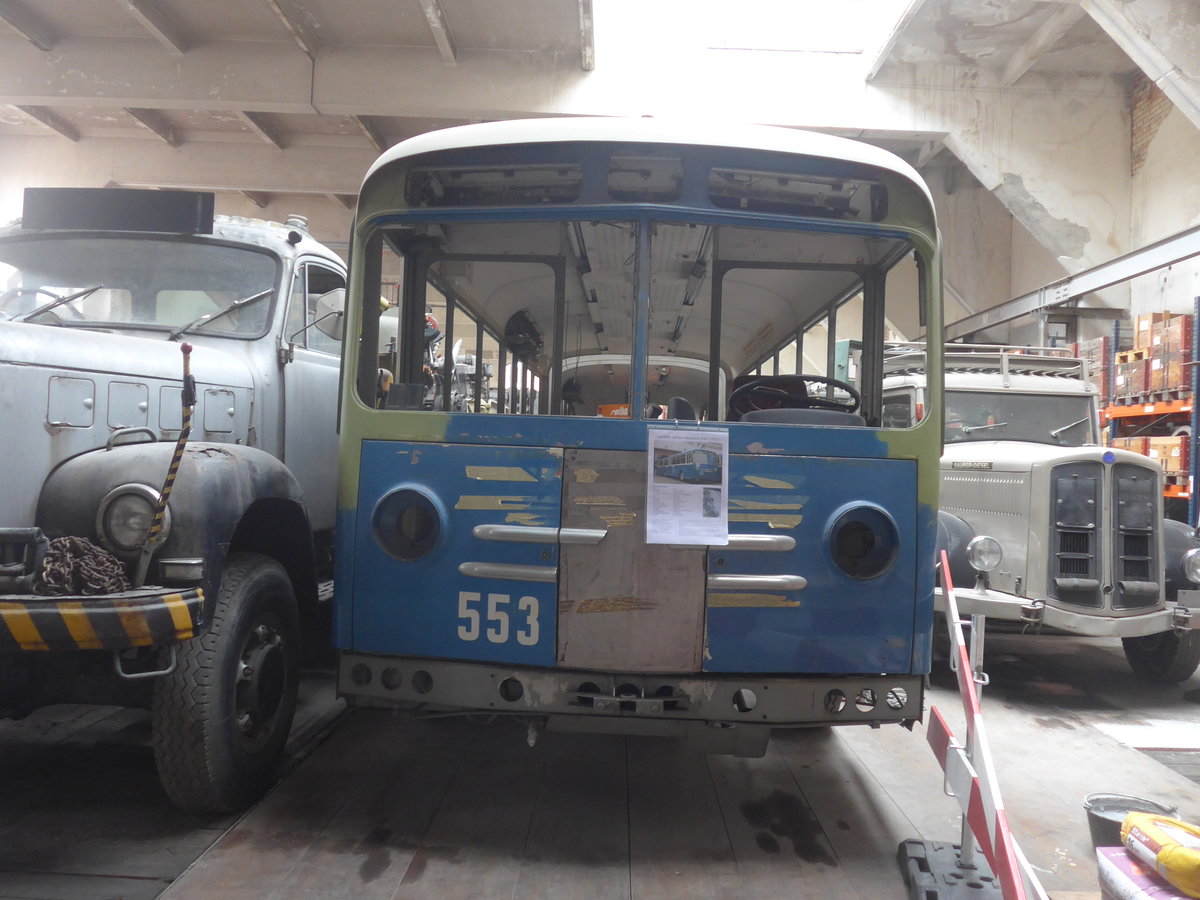 (222'275) - VBZ Z�rich (OCS) - Nr. 553 - Saurer/Saurer (ex Nr. 201) am 21. Oktober 2020 in Arbon, Saurermuseum Depot (1. Gelenkautobus der Schweiz!)