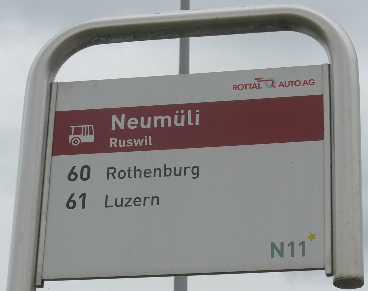 (222'774) - ROTTAL AUTO AG -Haltestellenschild - Ruswil, Neum�li - am 1. November 2020