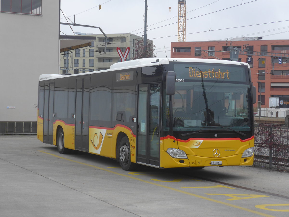 (222'882) - Wieland, Murten - Nr. 92/FR 300'634 - Mercedes am 29. November 2020 beim Bahnhof D�dingen
