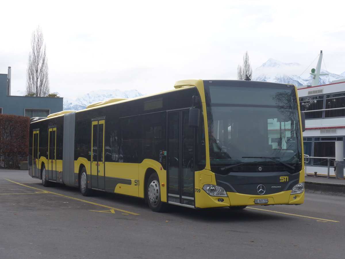 (223'125) - STI Thun - Nr. 709/BE 865'709 - Mercedes am 27. Dezember 2020 bei der Schiffl�ndte Thun