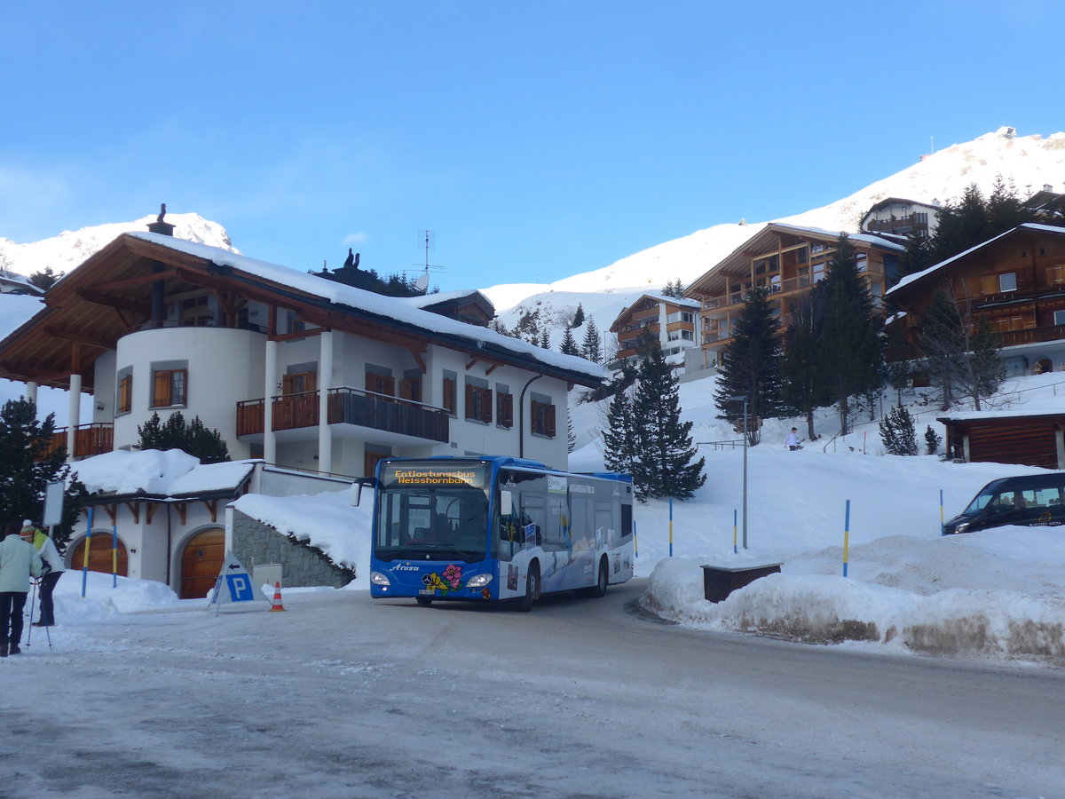 (223'200) - Pfosi, Arosa - Nr. 8/GR 154'248 - Mercedes am 2. Januar 2021 in Arosa, H�rnli