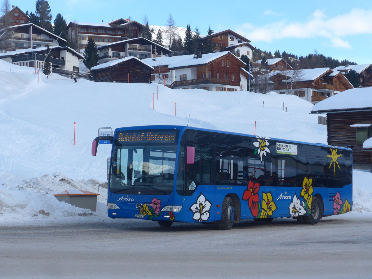 (223'205) - Pfosi, Arosa - Nr. 7/GR 154'247 - Mercedes am 2. Januar 2021 in Arosa, H�rnli