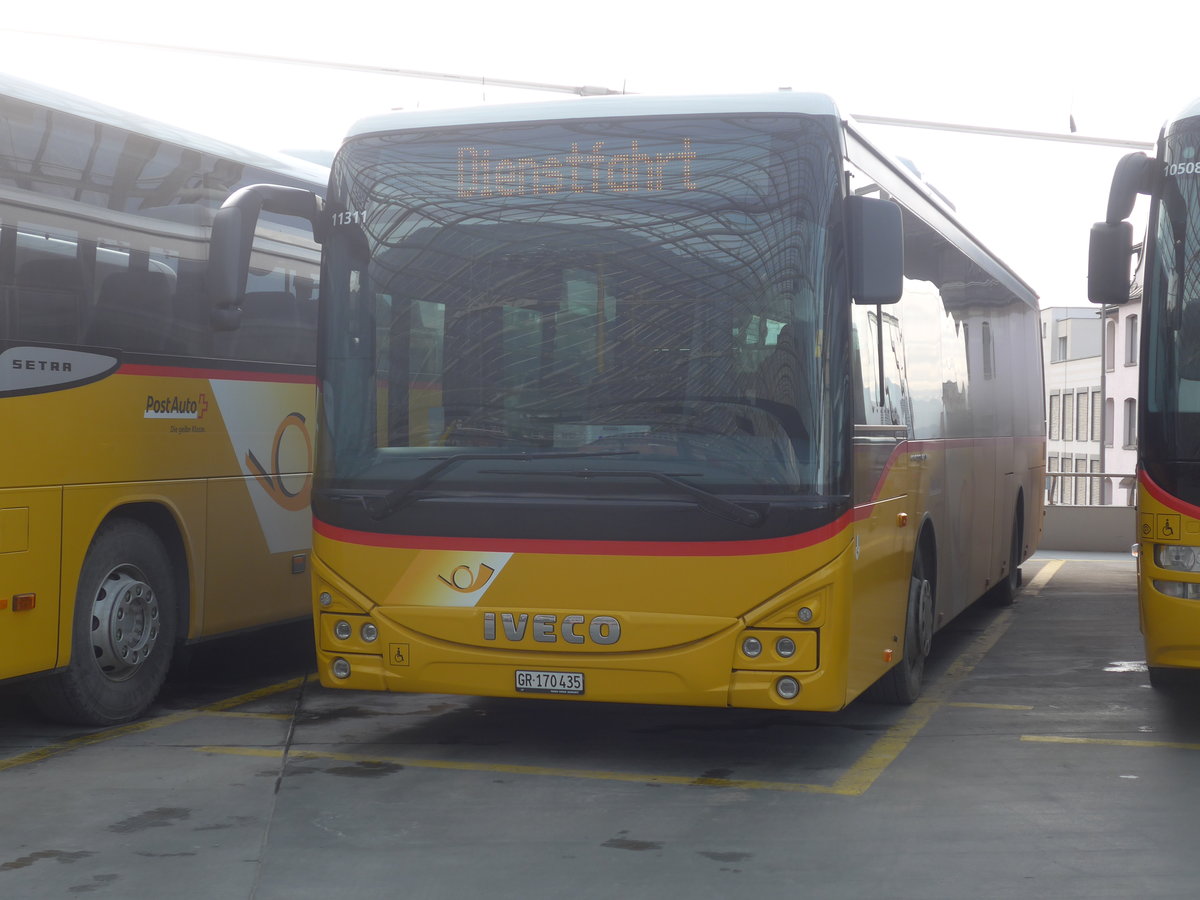 (223'250) - PostAuto Graub�nden - GR 170'435 - Iveco am 2. Januar 2021 in Chur, Postautostation