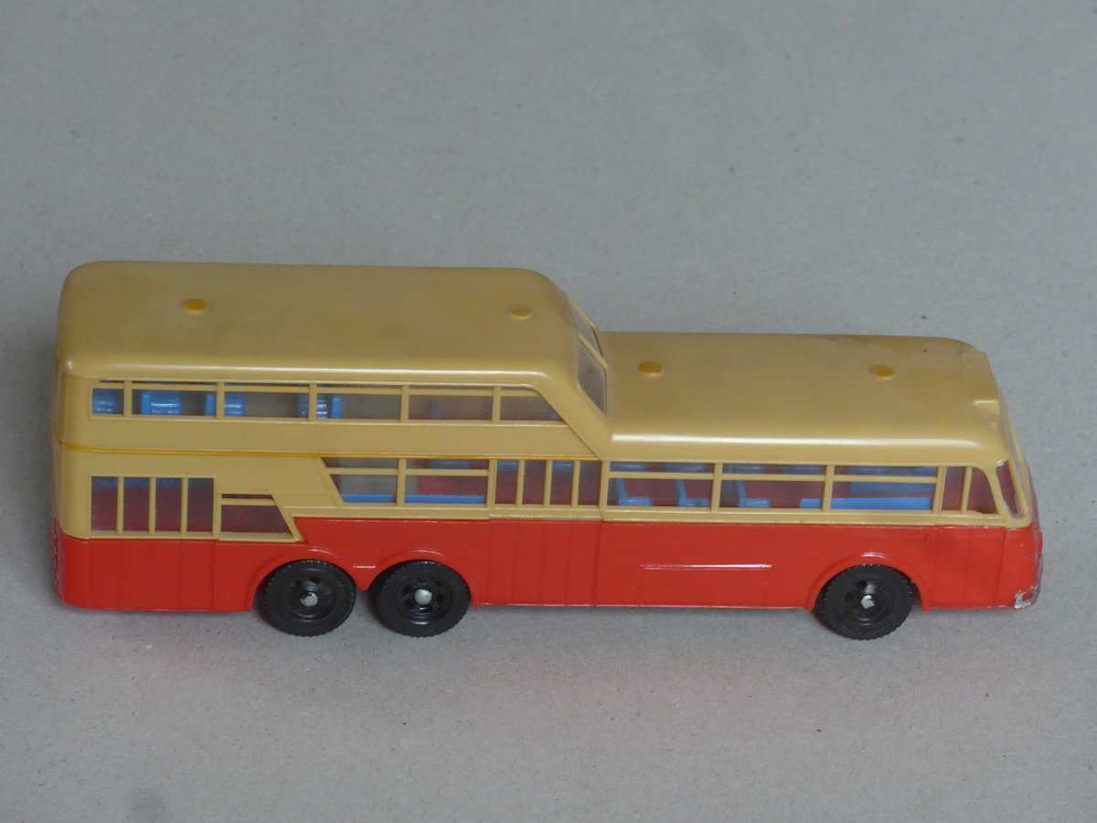 (223'340) - Aus Deutschland: ??? - L�D-V 72 - B�ssing/Ludewig Anderthalbdecker am 2. Februar 2021 in Thun (Modell)