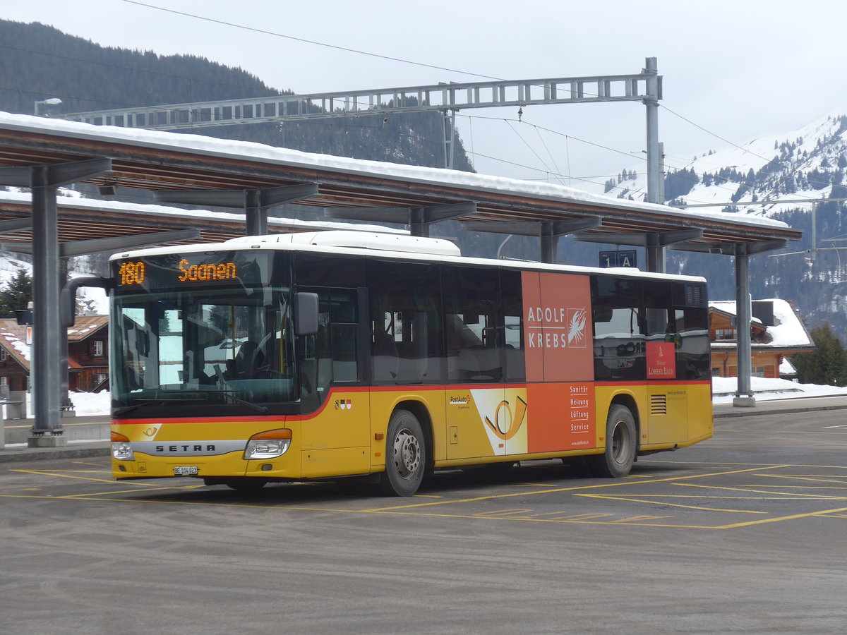 (223'447) - K�bli, Gstaad - BE 104'023 - Setra (ex Nr. 1) am 7. Februar 2021 beim Bahnhof Gstaad