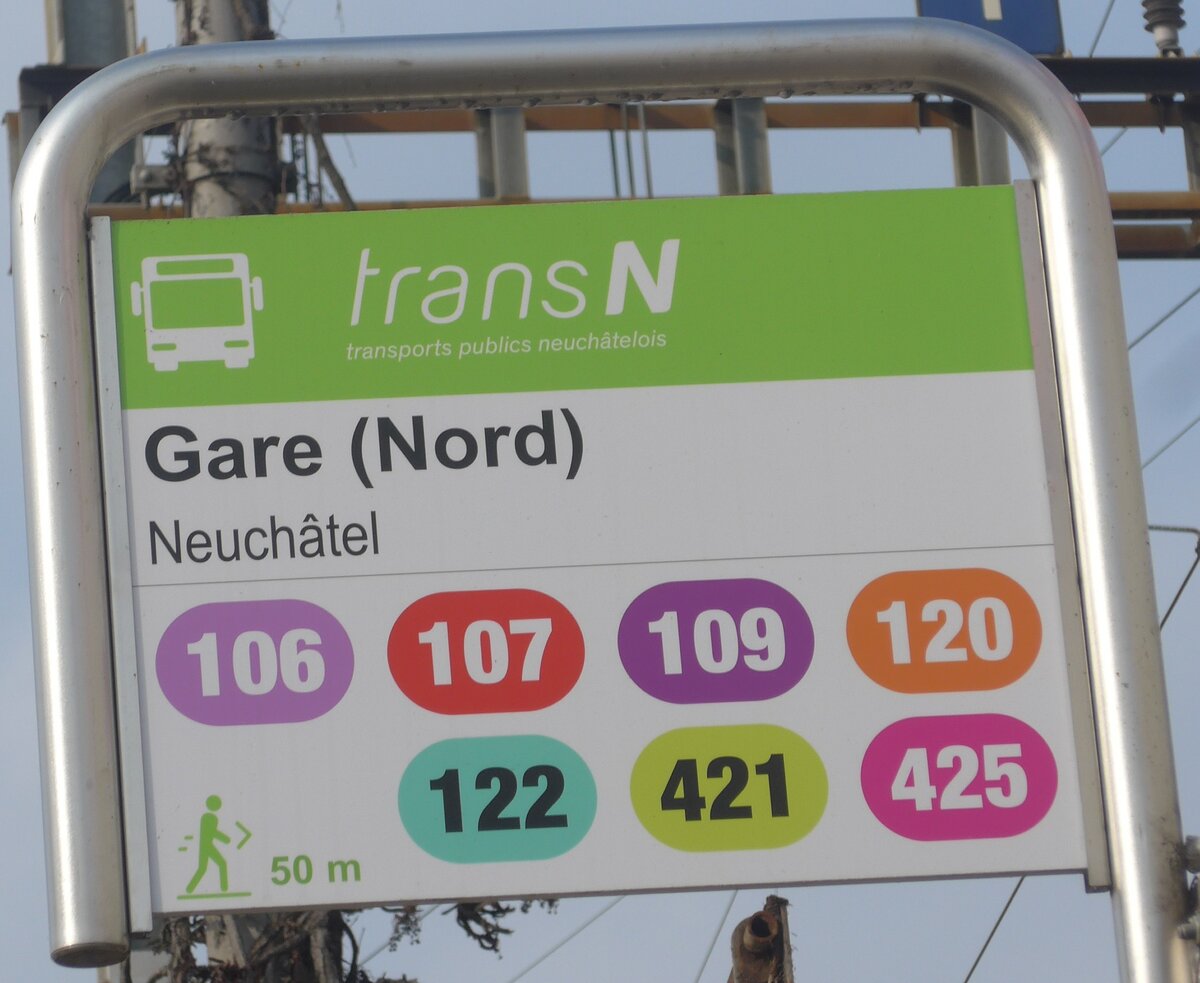 (223'996) - transN-Haltestellenschild - Neuch�tel, Gare (Nord) - am 7. M�rz 2021