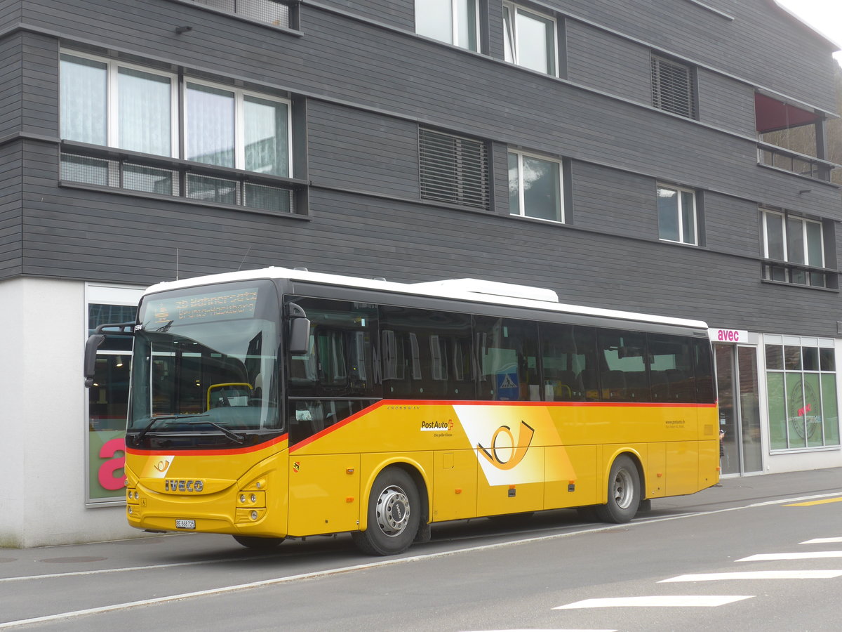 (224'085) - Fl�ck, Brienz - Nr. 25/BE 868'725 - Iveco am 13. M�rz 2021 beim Bahnhof Giswil