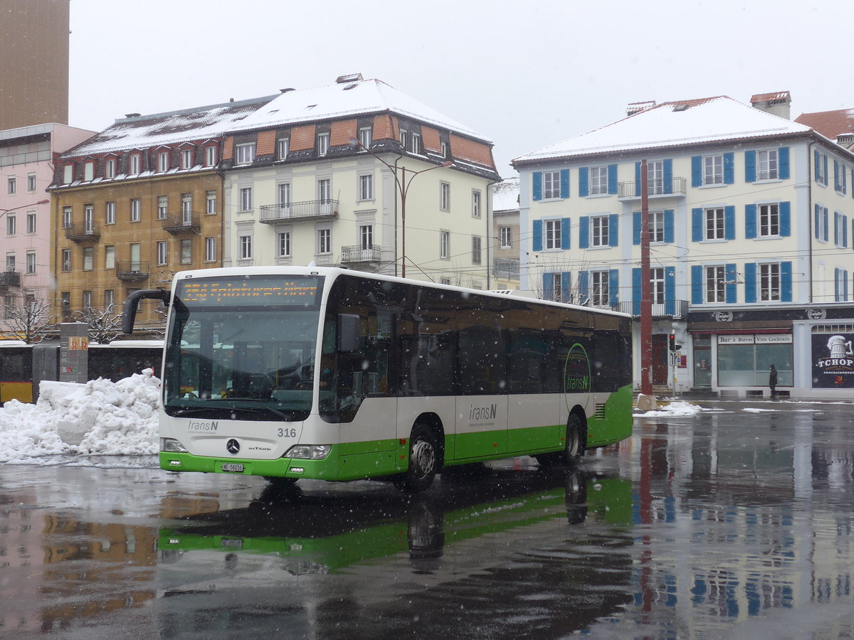 (224'139) - transN, La Chaux-de-Fonds - Nr. 316/NE 56'216 - Mercedes (ex TRN La Chaux-de-Fonds Nr. 316) am 14. M�rz 2021 beim Bahnhof La Chaux-de-Fonds