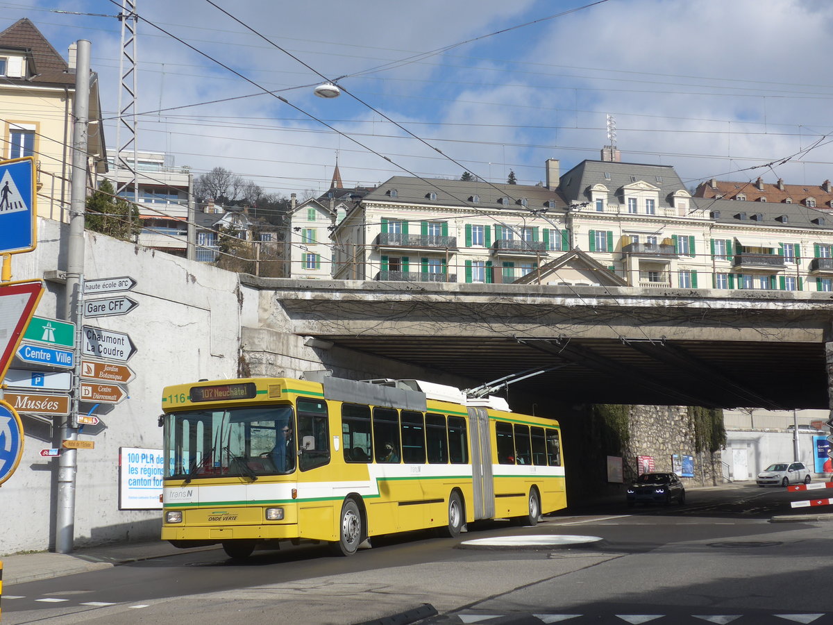 (224'244) - transN, La Chaux-de-Fonds - Nr. 116 - NAW/Hess Gelenktrolleybus (ex TN Neuch�tel Nr. 116) am 20. M�rz 2021 beim Bahnhof Neuch�tel
