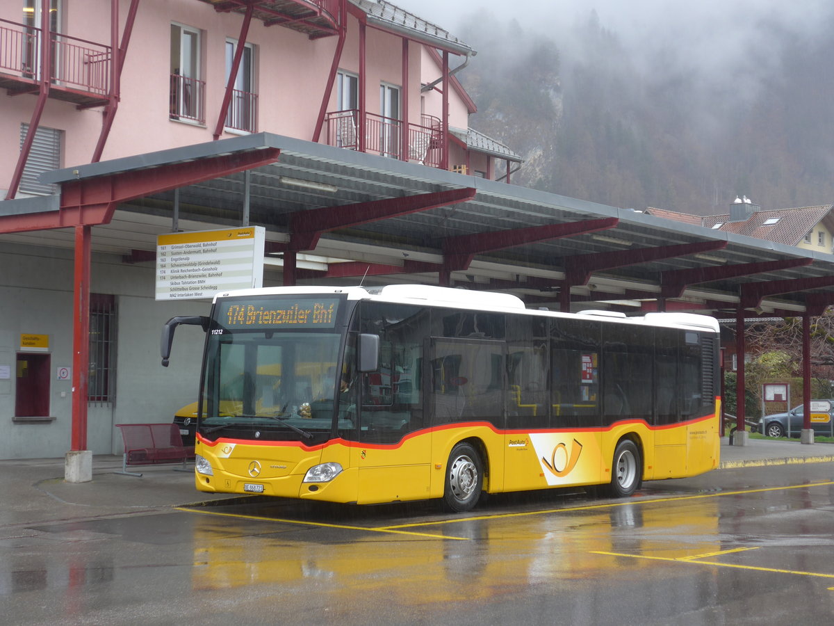 (224'356) - Fl�ck, Brienz - Nr. 21/BE 868'721 - Mercedes am 27. M�rz 2021 in Brienz, Postautostation