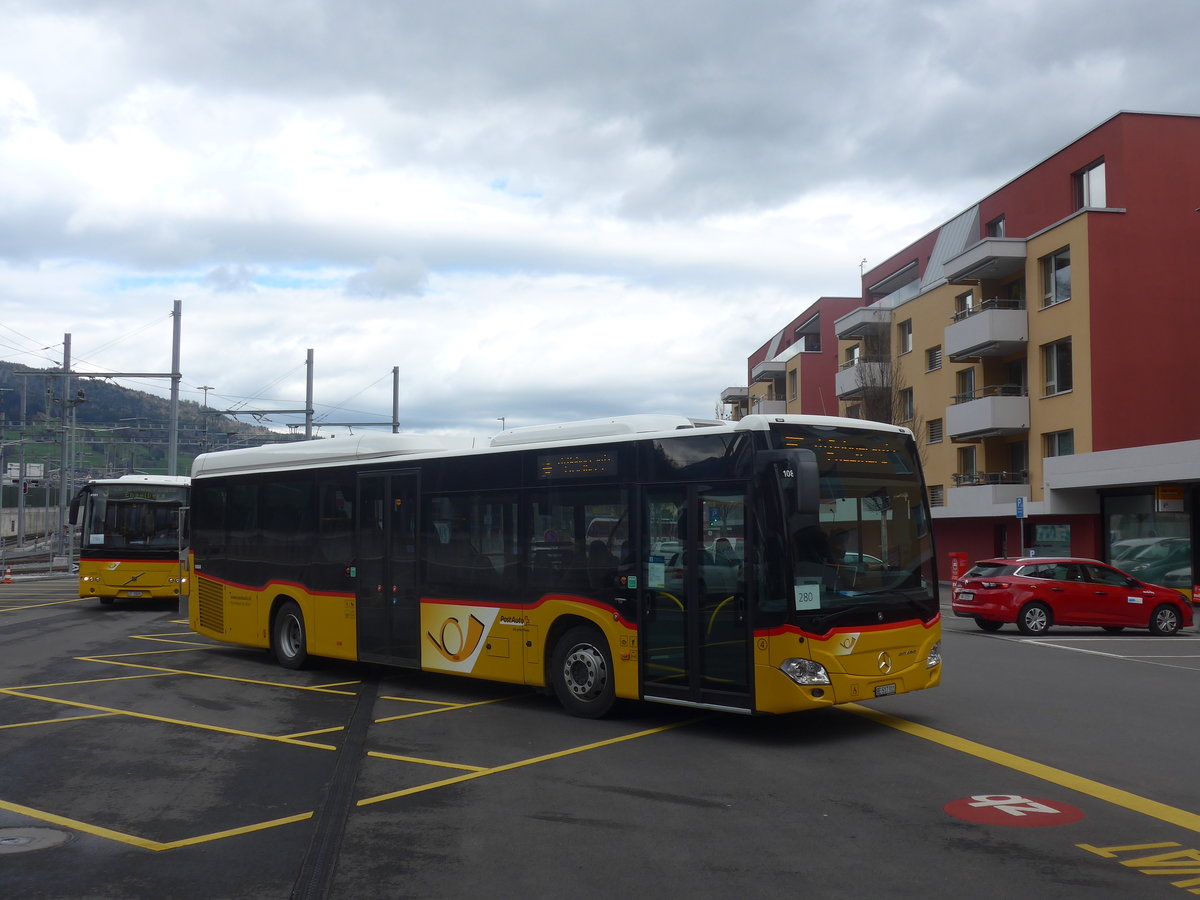 (224'426) - Fl�ck, Brienz - Nr. 4/BE 517'311 - Mercedes am 27. M�rz 2021 beim Bahnhof Stansstad
