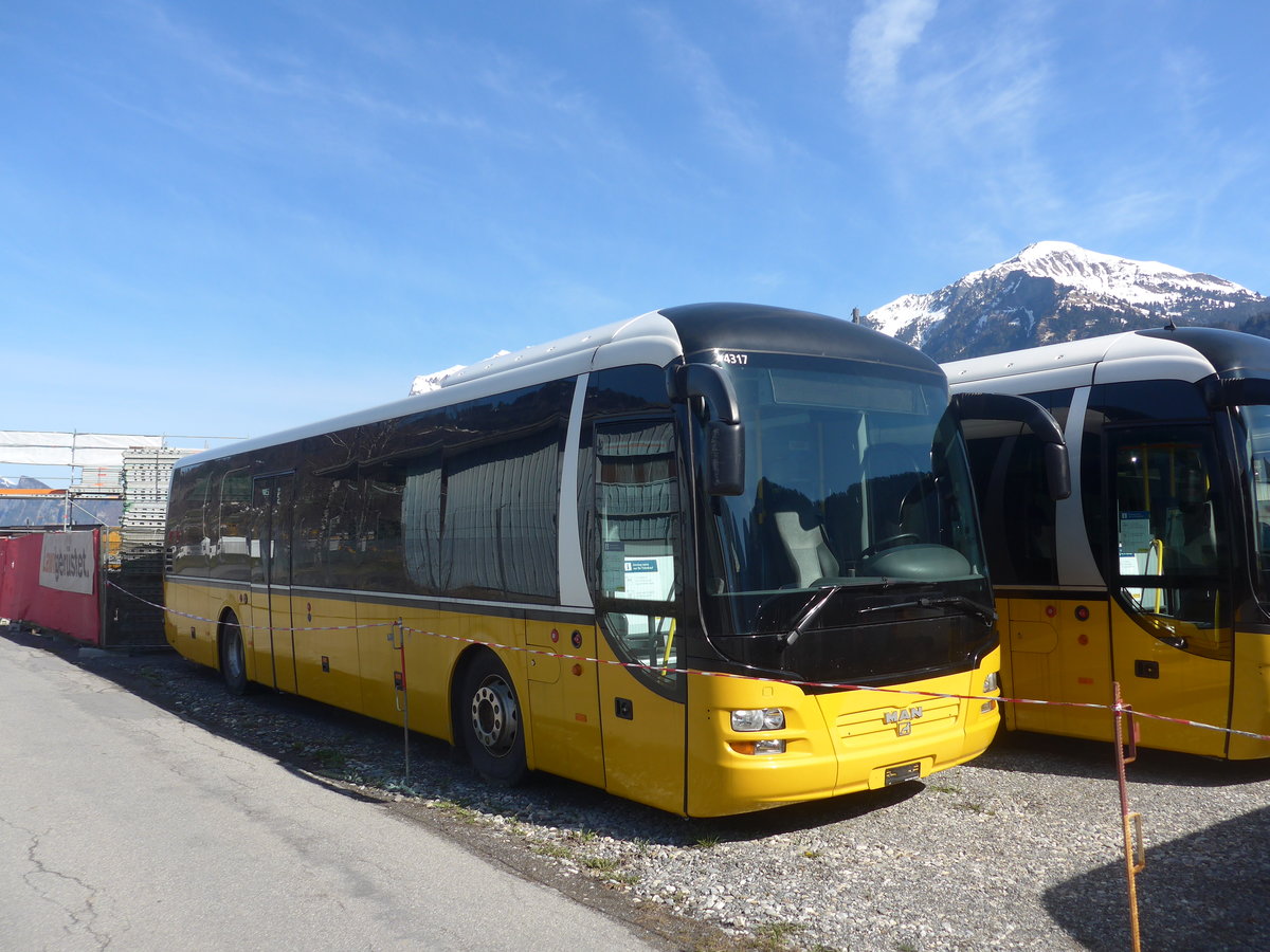 (224'506) - PostAuto Graub�nden - (GR 162'981) - MAN am 28. M�rz 2021 in Landquart, Garage Bardill