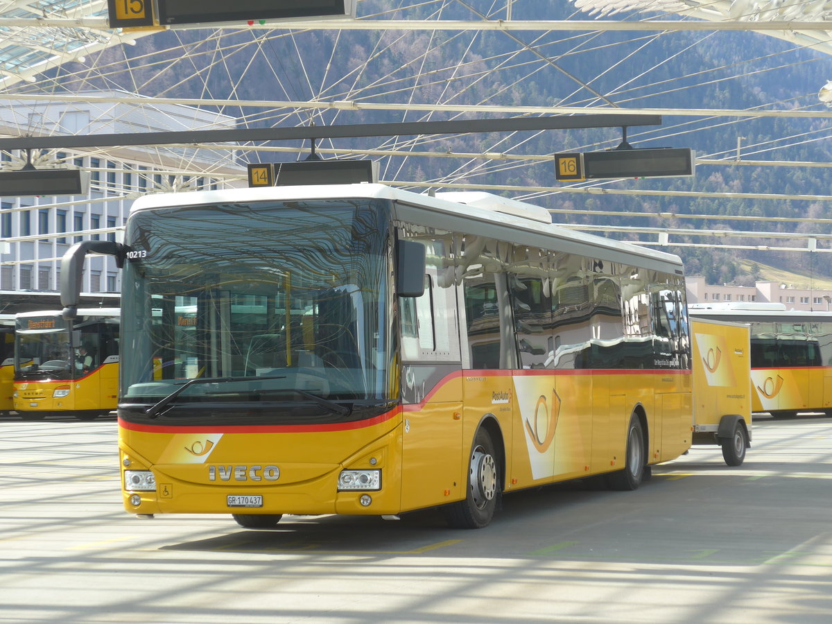 (224'516) - PostAuto Graub�nden - GR 170'437 - Iveco am 28. M�rz 2021 in Chur, Postautostation