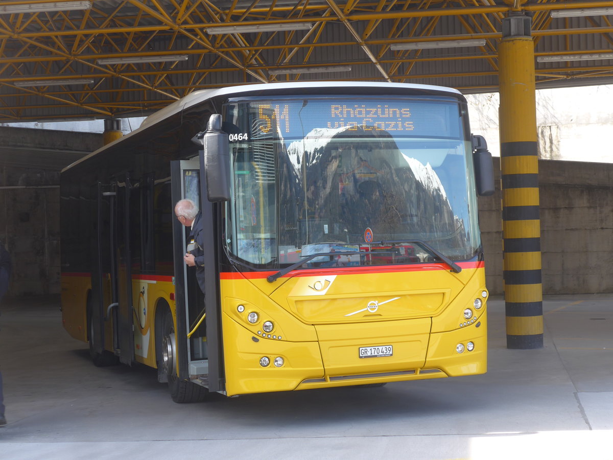 (224'520) - PostAuto Graub�nden - GR 170'439 - Volvo am 28. M�rz 2021 in Thusis, Postautostation