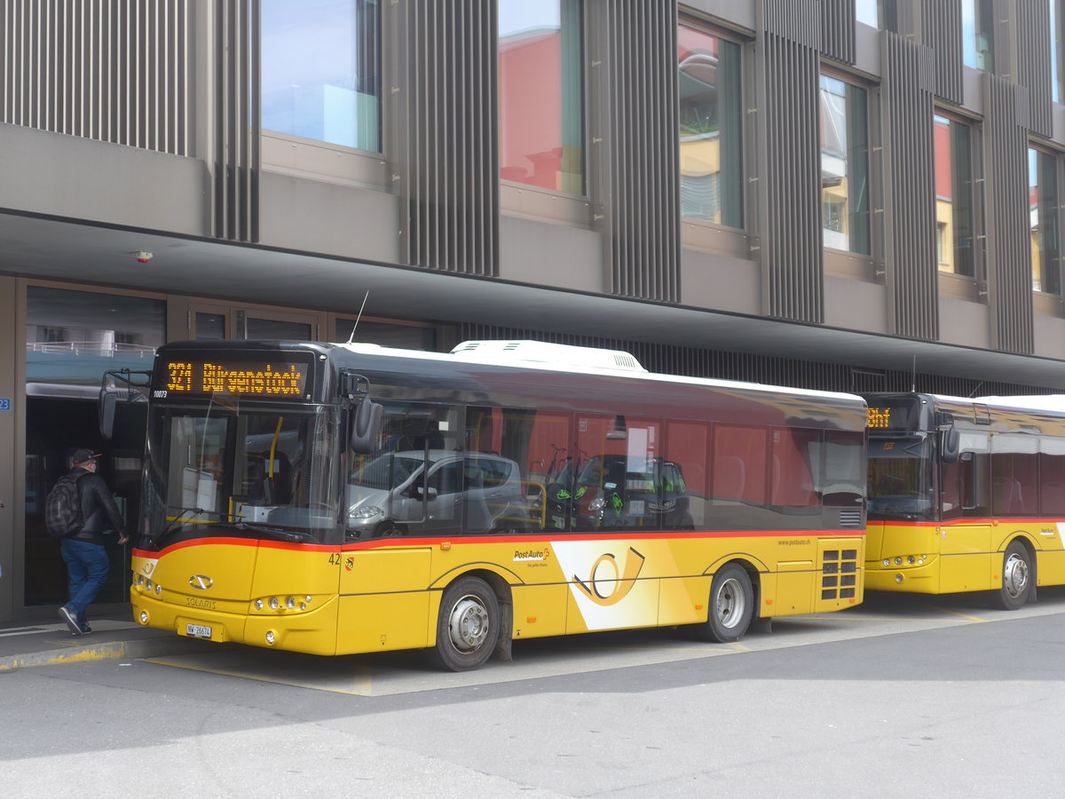 (224'852) - PostAuto Zentralschweiz - Nr. 42/NW 26'674 - Solaris (ex Nr. 11; ex PostAuto Bern Nr. 13; ex Klopfstein, Laupen Nr. 13) am 5. April 2021 beim Bahnhof Stansstad