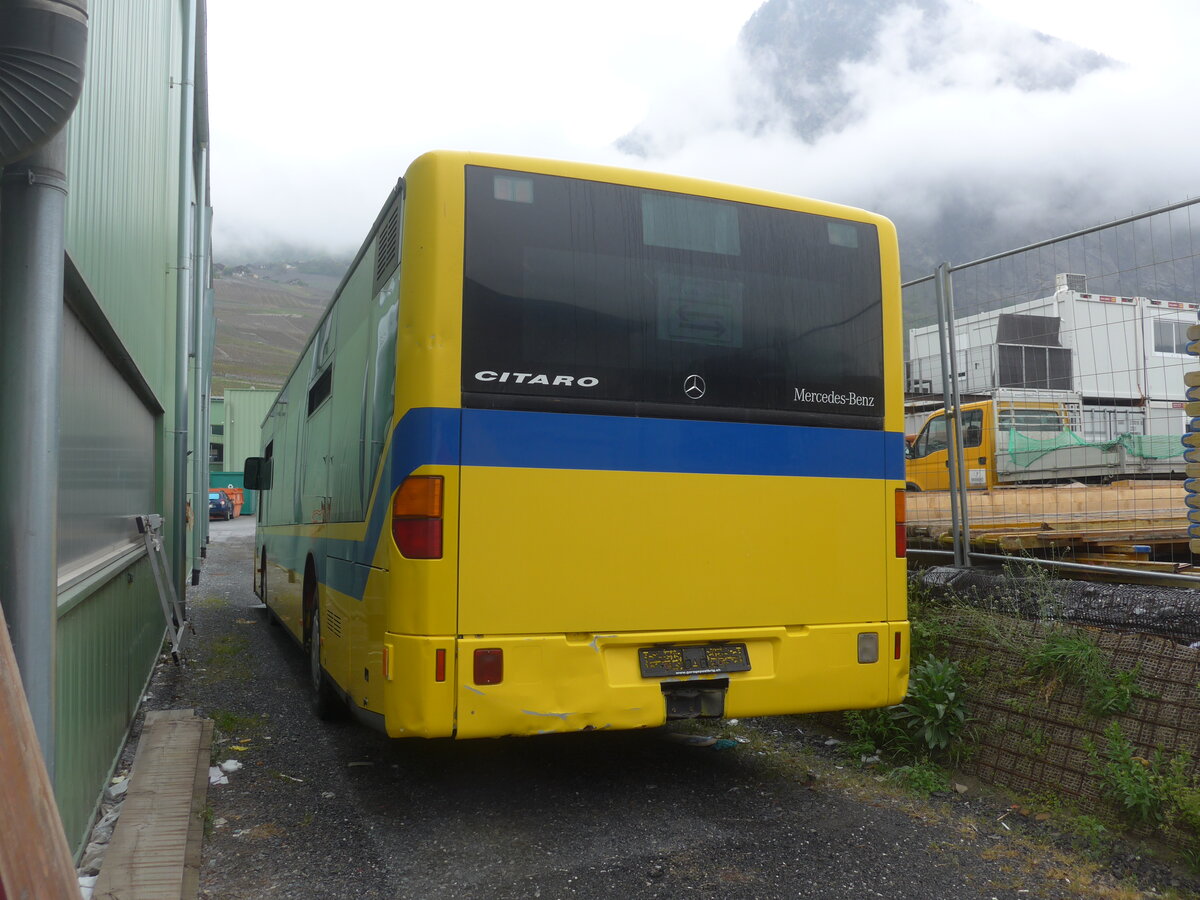 (225'480) - T�l�-Evol�ne, Evol�ne - Mercedes (ex BLT Oberwil Nr. 34) am 1. Mai 2021 in Leytron, Garage Buchard